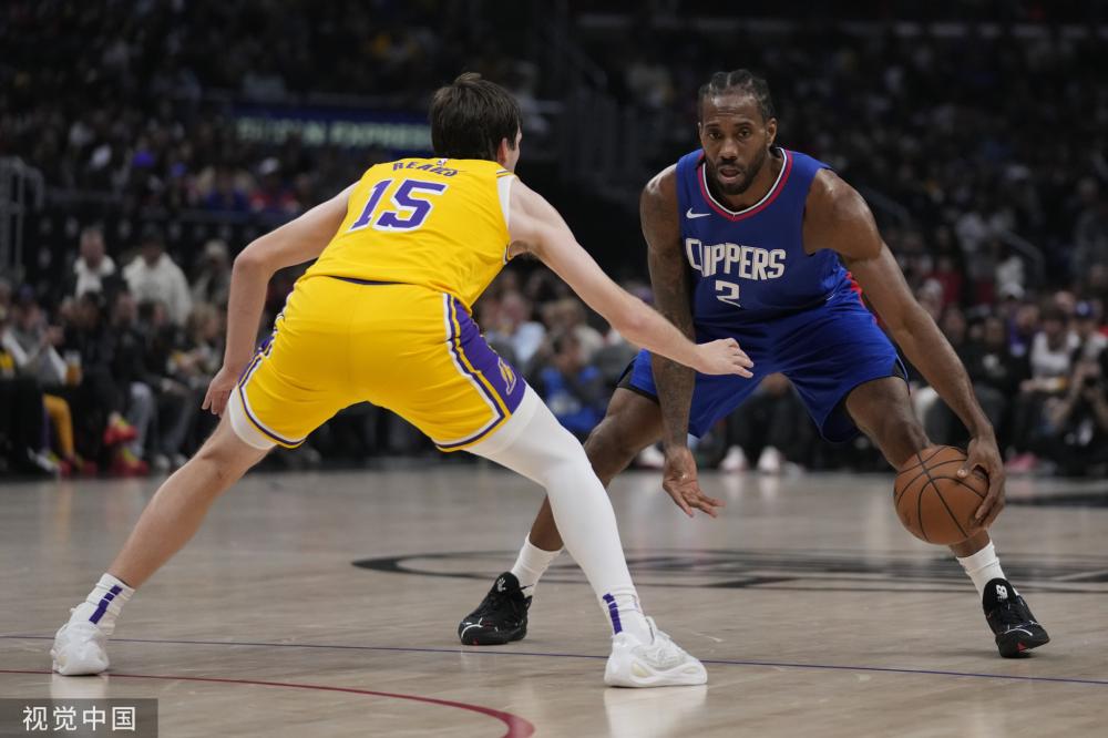 她虽在备战 她虽在备战