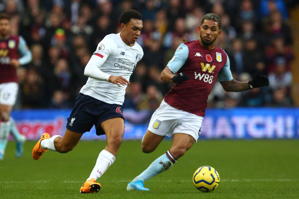 冠赛场的竞 冠赛场的竞